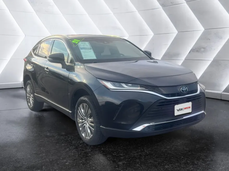 2021 Toyota Venza Limited photo 1