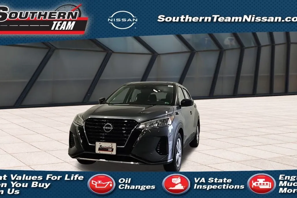 2025 Nissan Kicks Play S photo 1