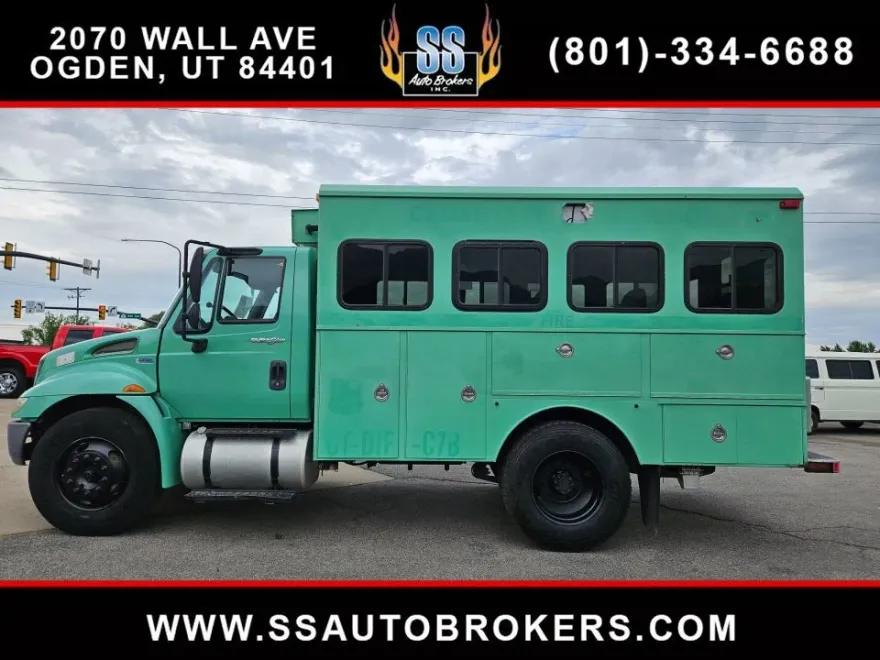 2012 International 4300 DuraStar 4300 photo 1