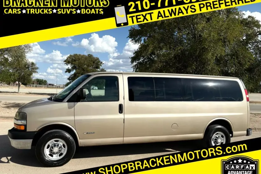 2005 Chevrolet Express 3500 photo 1