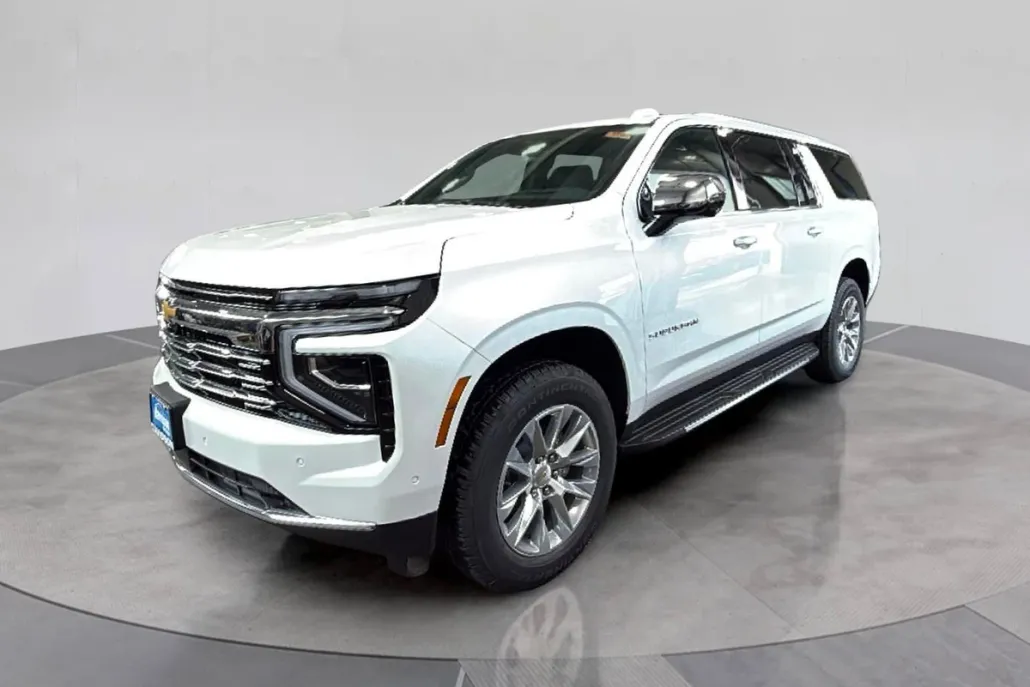 2025 Chevrolet Suburban Premier photo 1