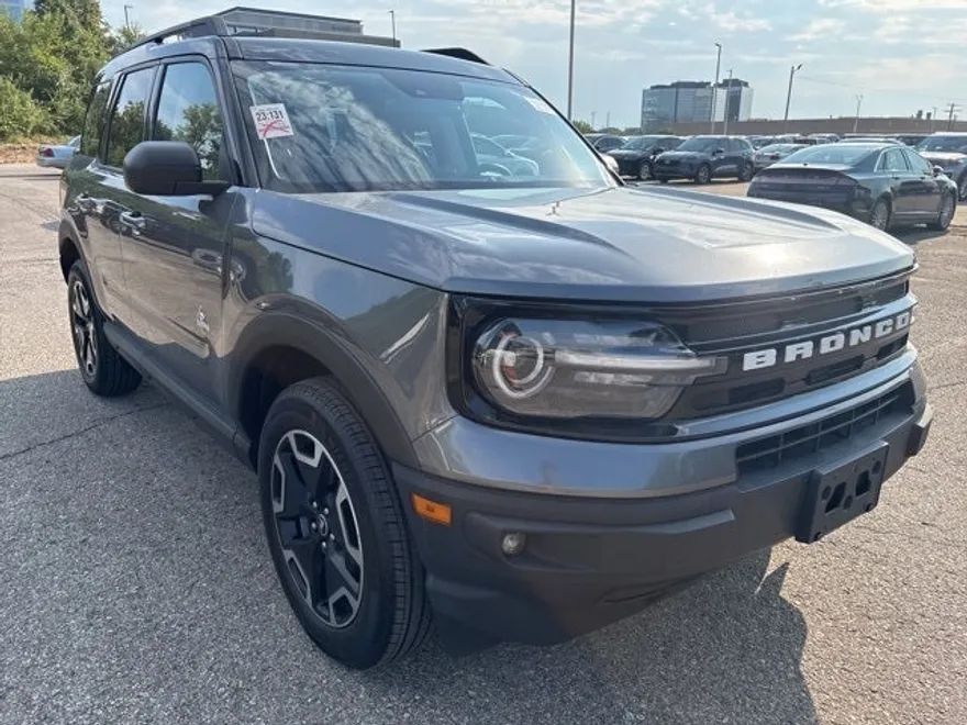 2021 Ford Bronco Sport Outer Banks photo 1
