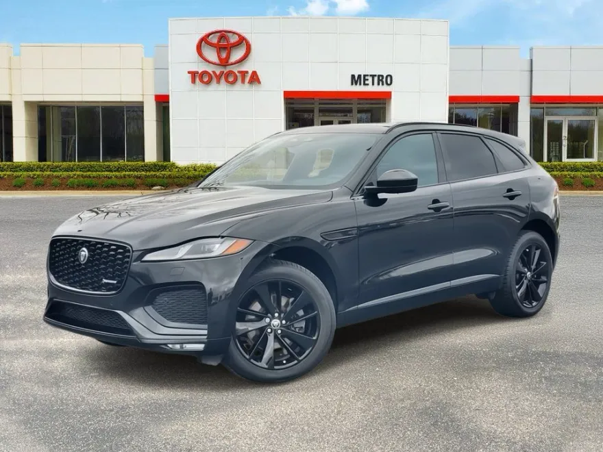 2024 Jaguar F-PACE P250 R-Dynamic S photo 1