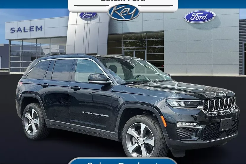2024 Jeep Cherokee 4xe Sport photo 1