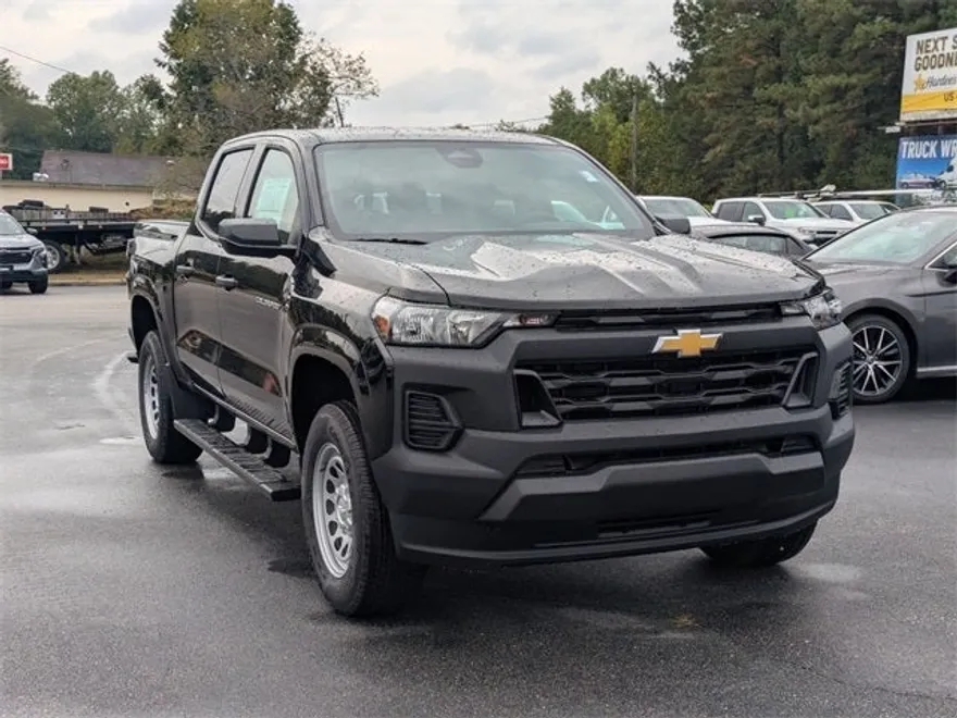 2026 Chevrolet Colorado Work Truck photo 1