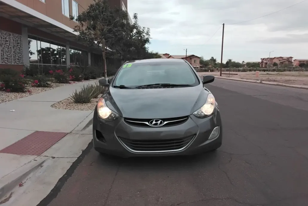 2013 Hyundai Elantra GLS Limited GS SE Tech photo 1