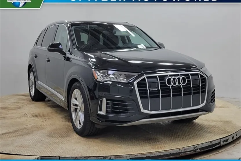 2023 Audi Q7 55 Prestige photo 1
