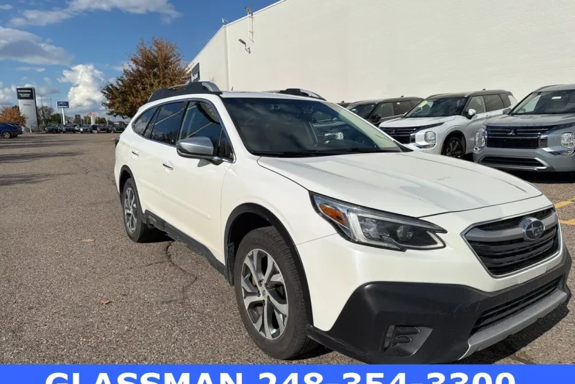 2021 Subaru Outback Touring photo 1