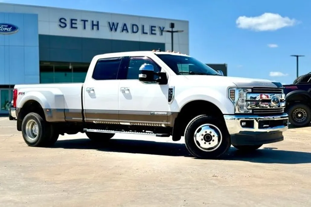 2019 Ford F-350 photo 1