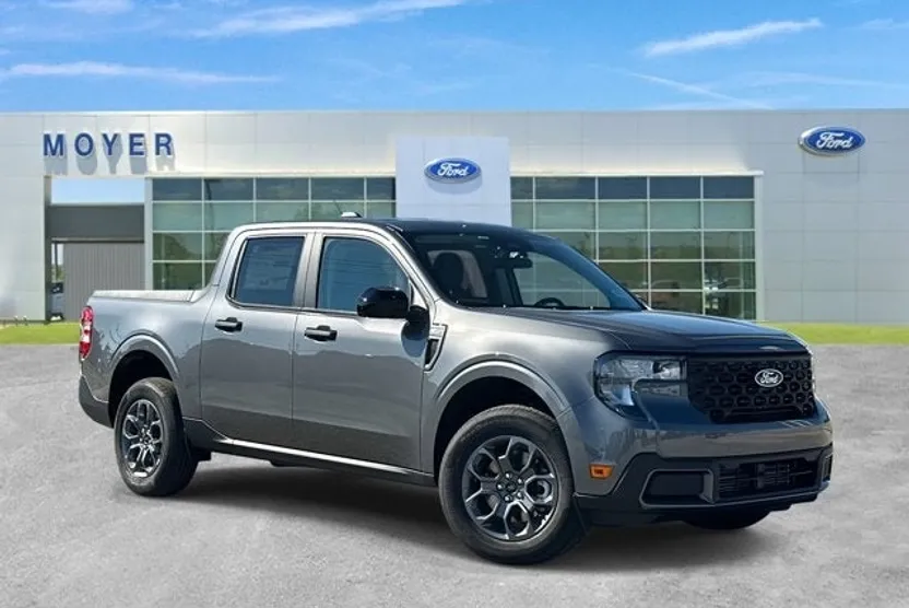 2025 Ford Maverick XLT photo 1