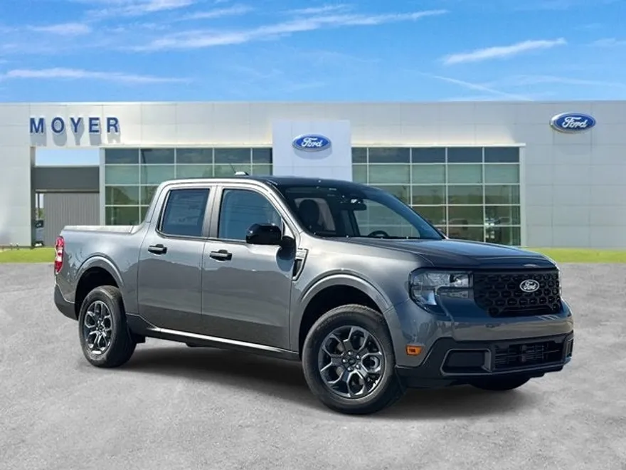 2025 Ford Maverick XLT photo 1