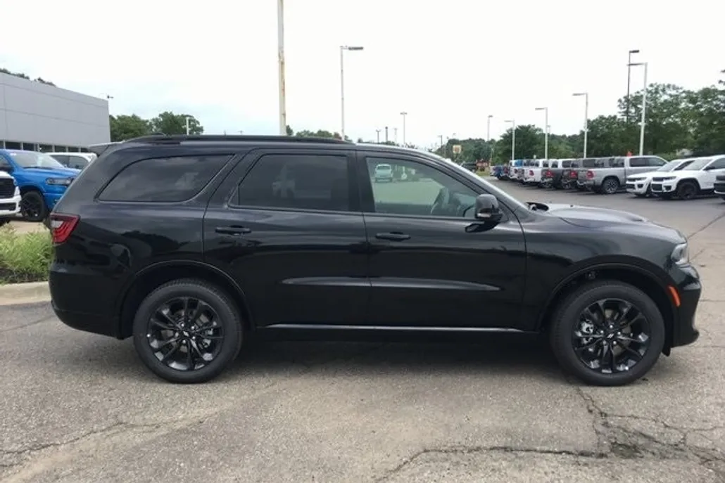 2025 Dodge Durango GT Plus photo 1