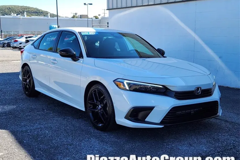 2023 Honda Civic Sport photo 1