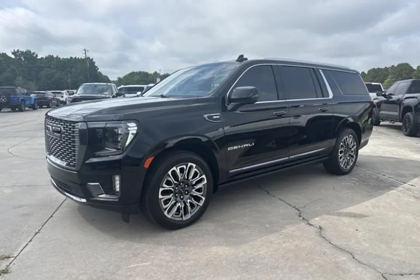 2024 Gmc Yukon XL Denali Ultimate photo 1