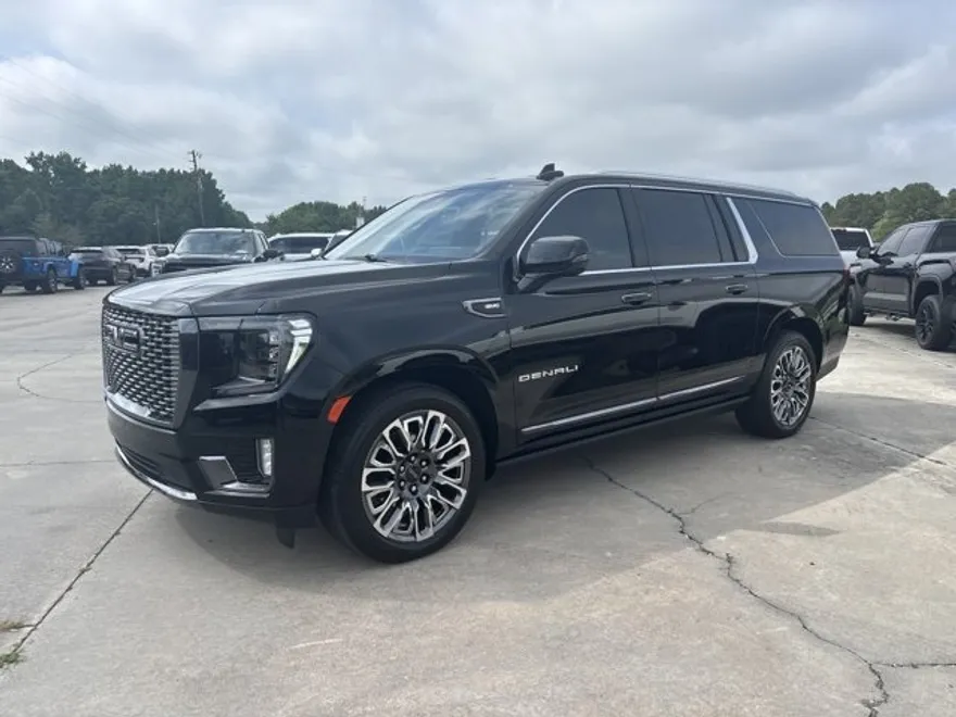 2024 Gmc Yukon XL Denali Ultimate photo 1