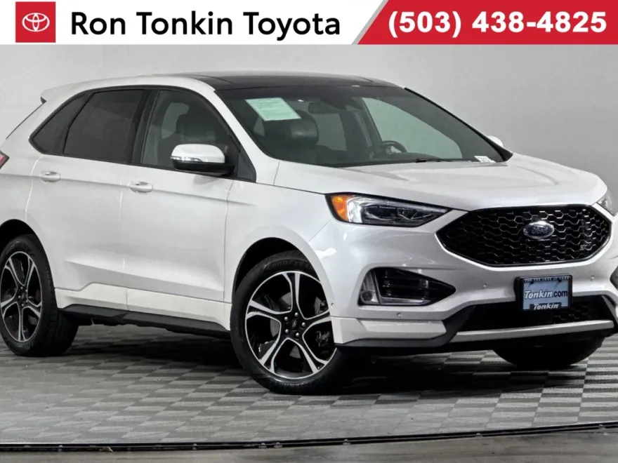2019 Ford Edge ST photo 1