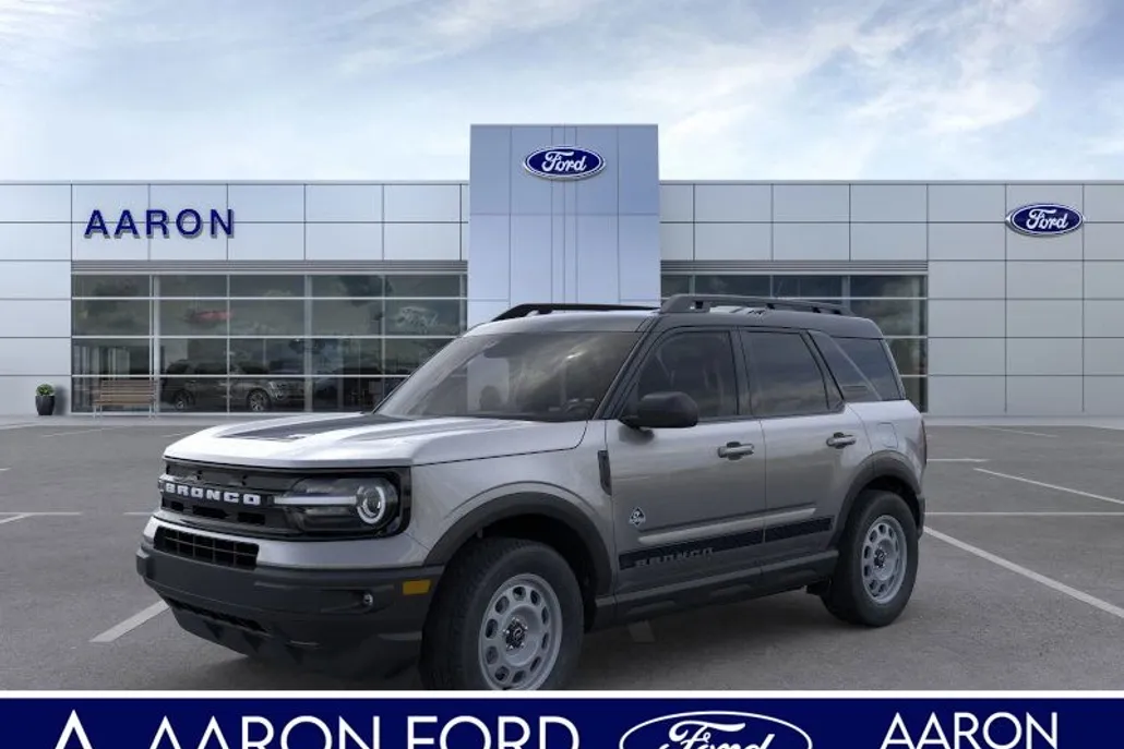 2024 Ford Bronco Sport Outer Banks photo 1