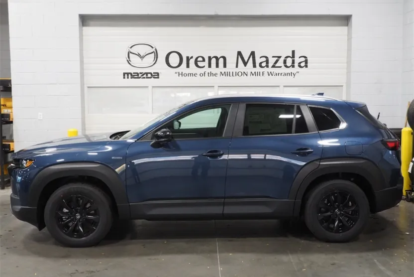 2025 Mazda CX-50 Preferred photo 1