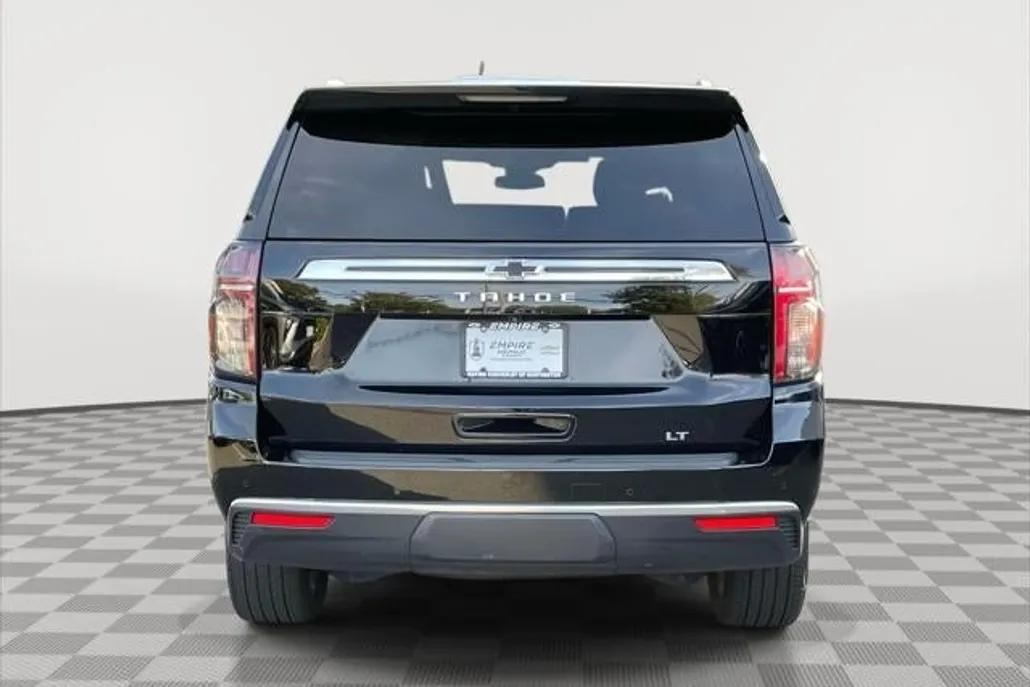 2023 Chevrolet Tahoe LT photo 1