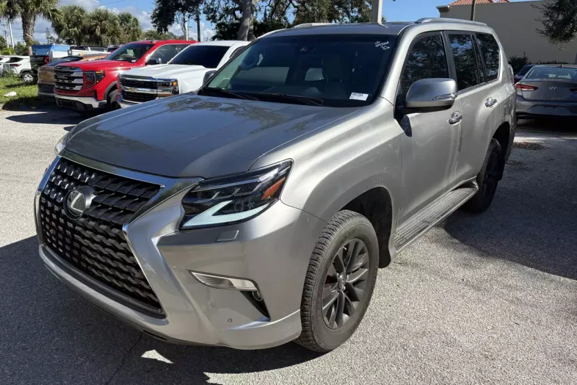 2023 Lexus GX 460 Premium photo 1