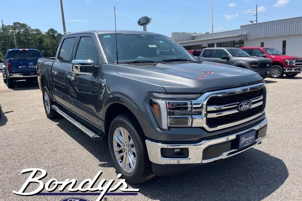 2025 Ford F-150 Lariat photo 1