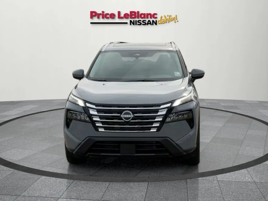 2026 Nissan Rogue SV photo 1