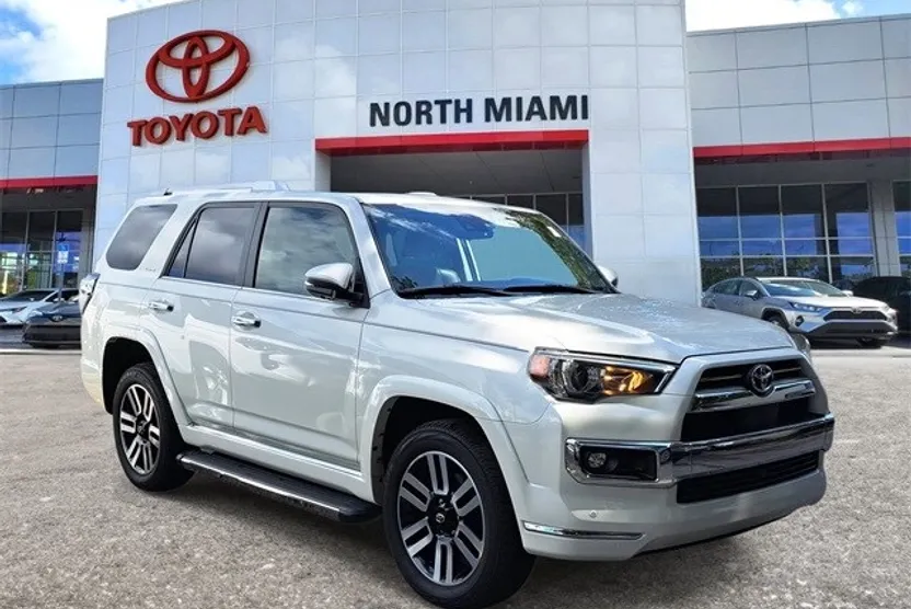 2023 Toyota 4Runner Limited photo 1