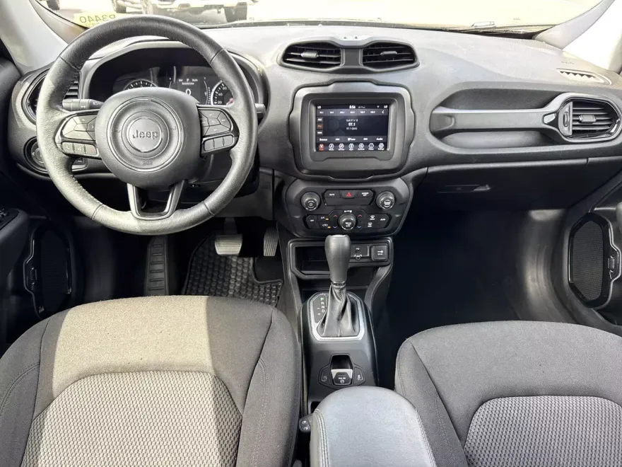 2020 Jeep Renegade Latitude photo 1