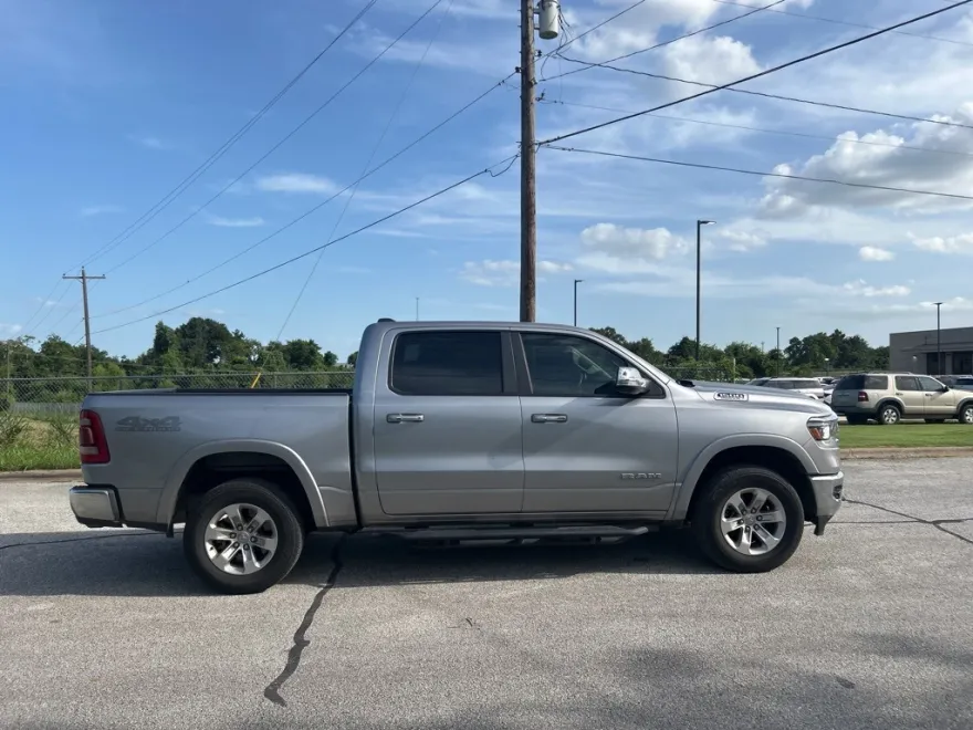 2020 Ram 1500 Laramie photo 1