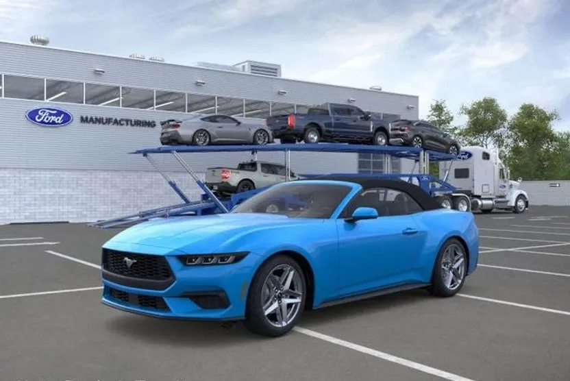 2025 Ford Mustang EcoBoost Convertible photo 1