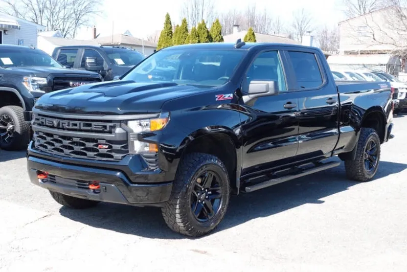 2022 Chevrolet Silverado 1500 Custom Trail Boss photo 1