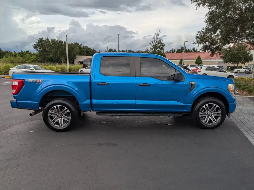 2021 Ford F-150 XLT photo 1