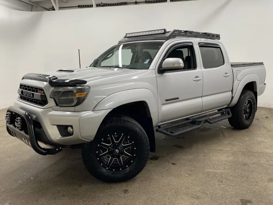 2012 Toyota Tacoma photo 1