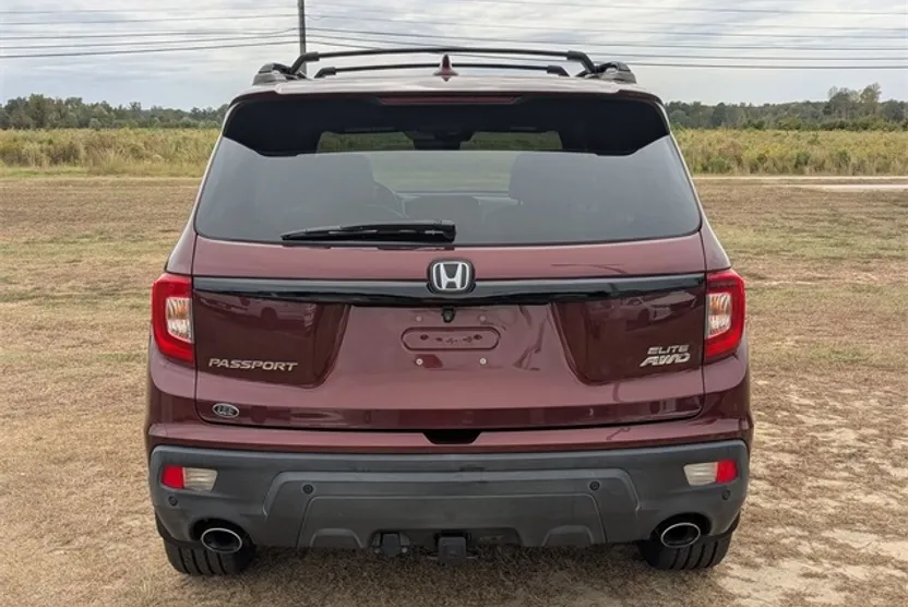 2019 Honda Passport Elite photo 1