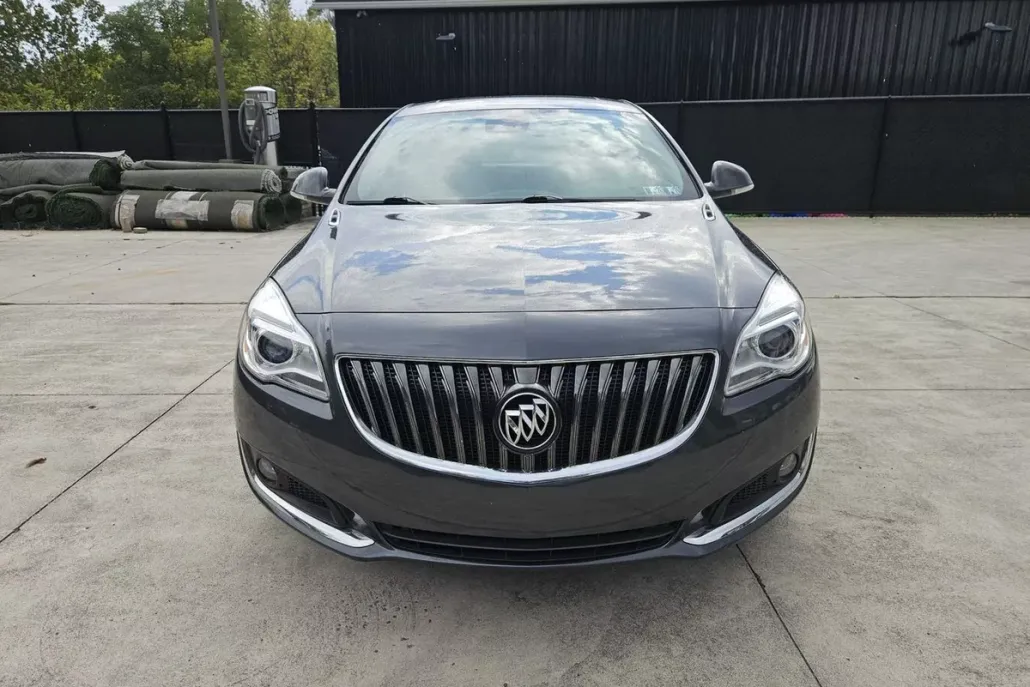 2017 Buick Regal Turbo Premium II photo 1