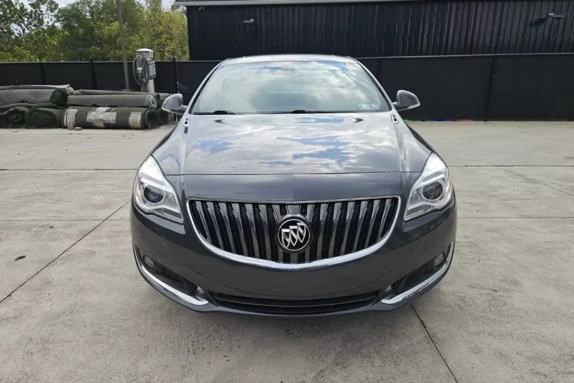 2017 Buick Regal Turbo Premium II photo 1
