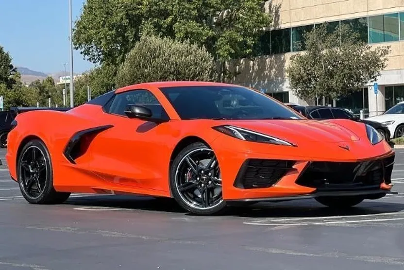 2025 Chevrolet Corvette Stingray 3LT photo 1