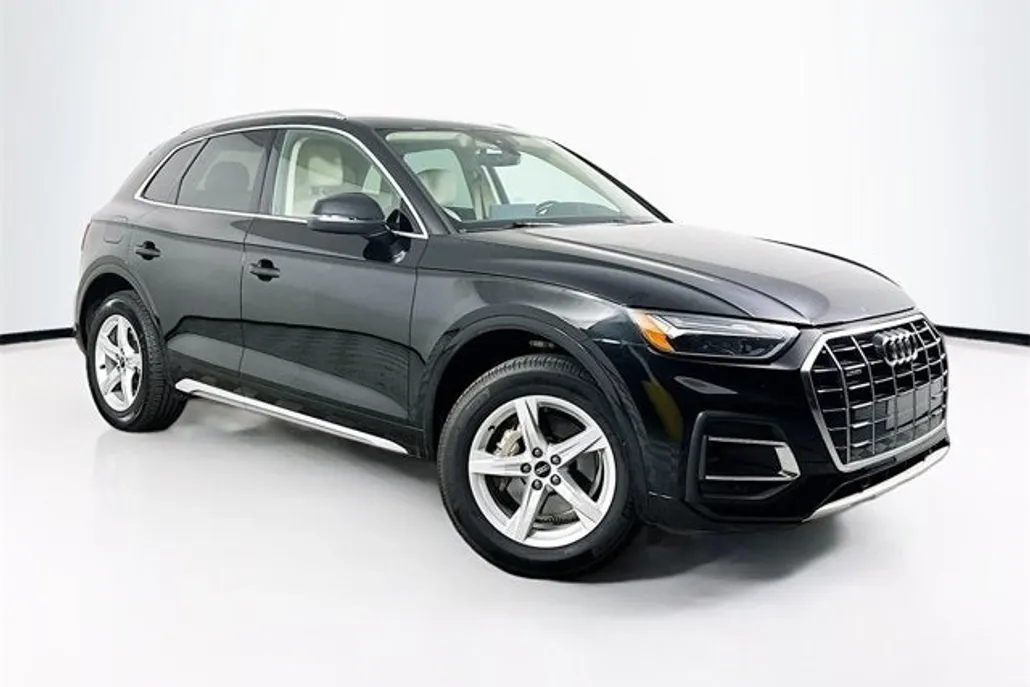 2022 Audi Q5 40 Premium photo 1