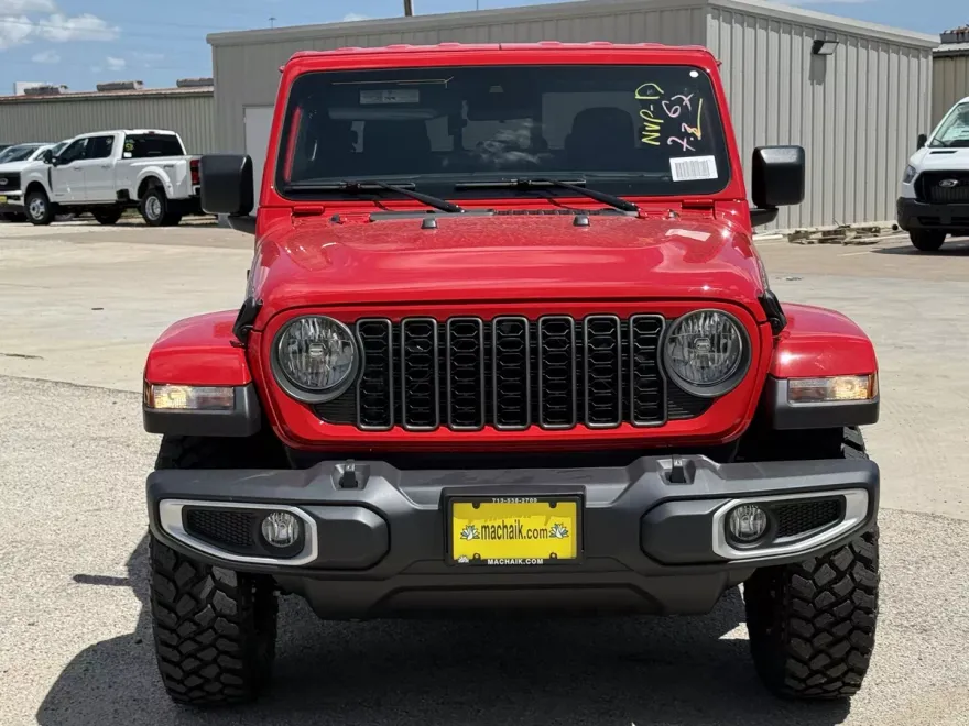 2025 Jeep Gladiator Sport photo 1