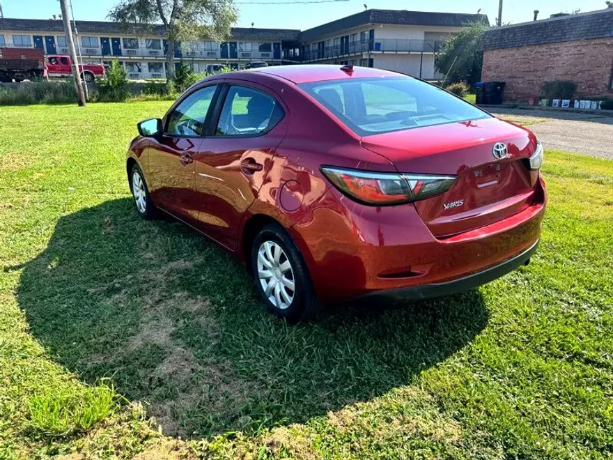 2019 Toyota Yaris iA photo 1