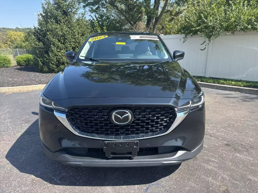 2023 Mazda CX-5 2.5 S Preferred photo 1