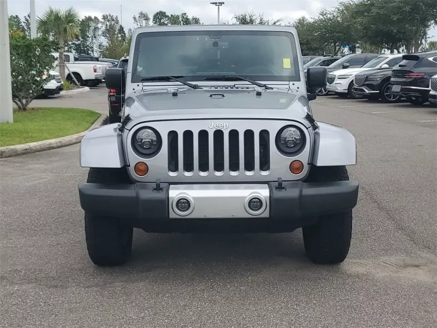 2013 Jeep Wrangler Unlimited Sahara photo 1