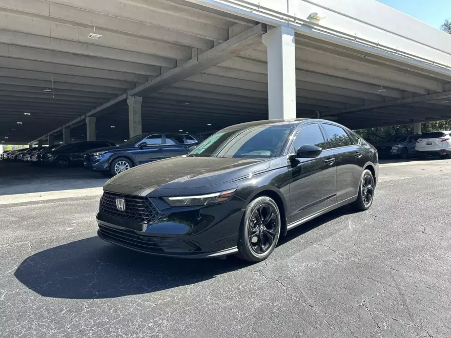 2025 Honda Accord SE photo 1