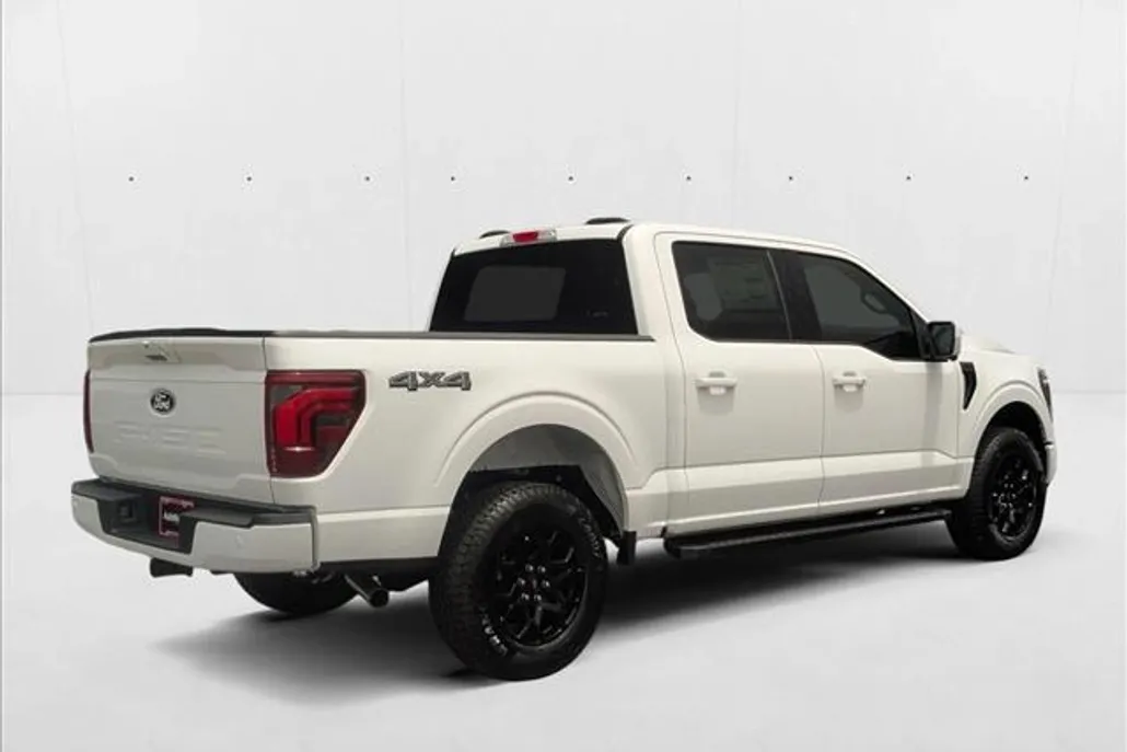 2025 Ford F-150 Lariat photo 1