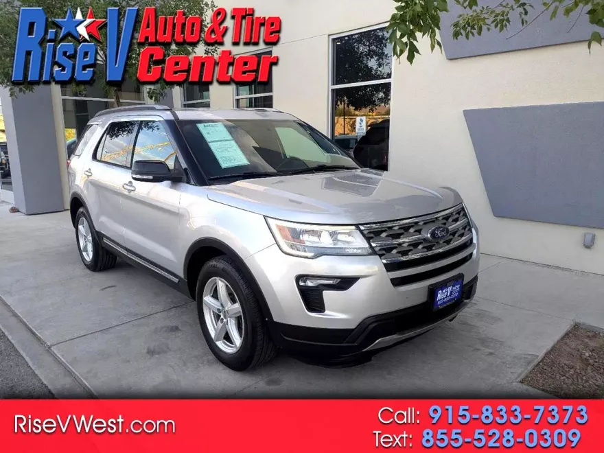 2018 Ford Explorer XLT photo 1