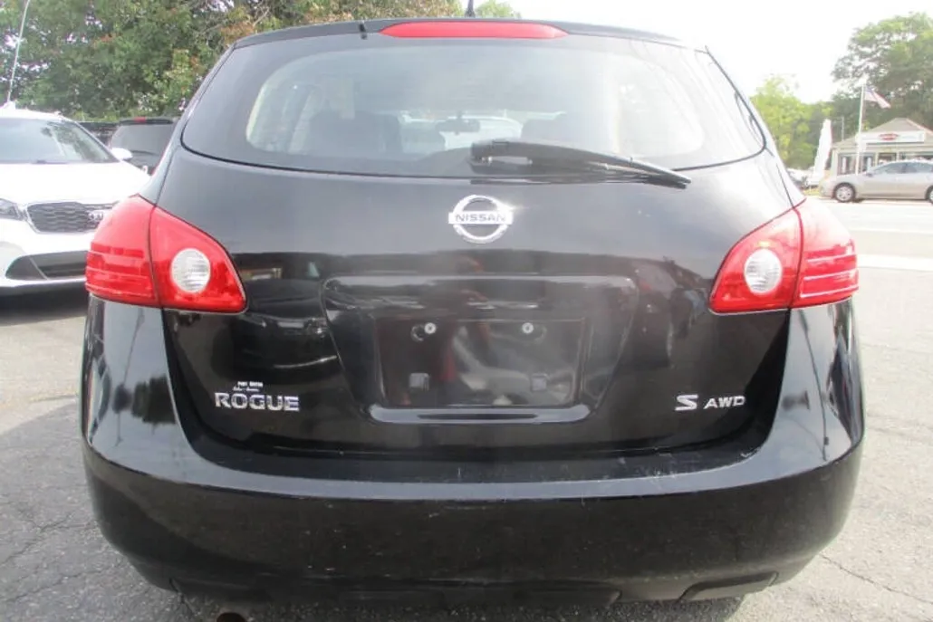 2009 Nissan Rogue S photo 1