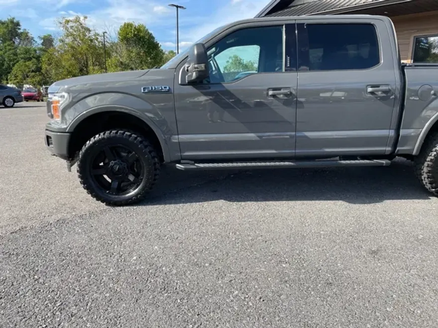 2018 Ford F-150 photo 1