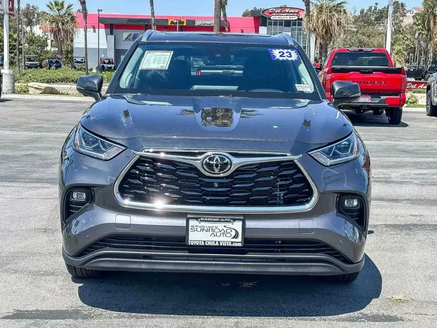 2023 Toyota Highlander Limited Platinum XLE XSE photo 1