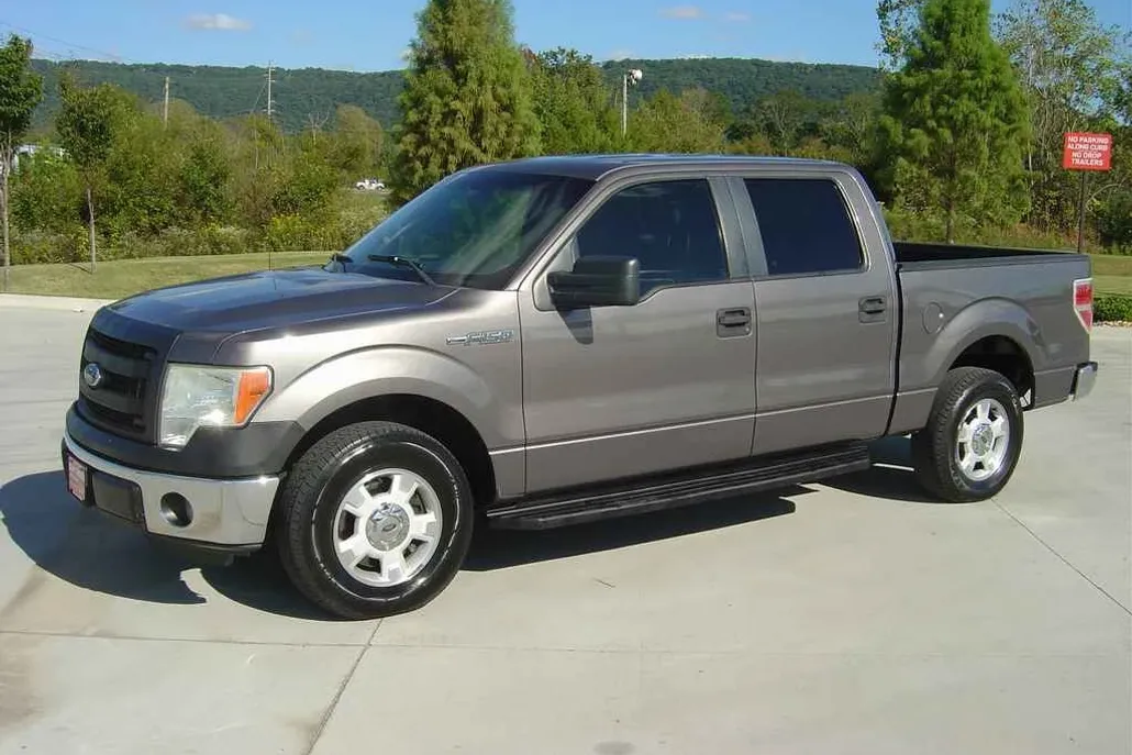 2014 Ford F-150 XL photo 1