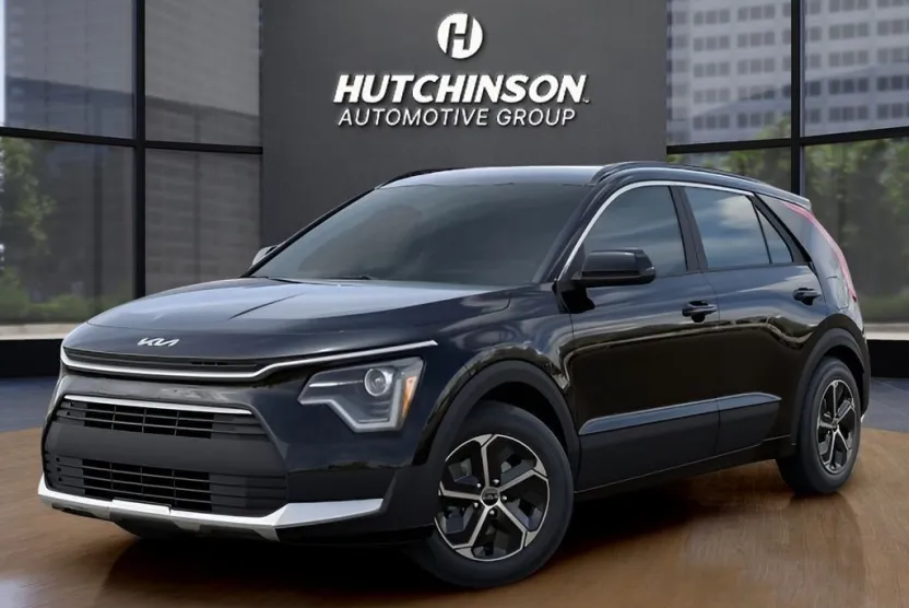 2024 Kia Niro LX photo 1